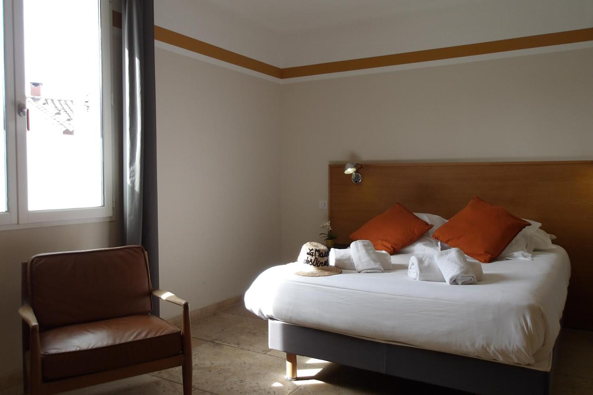 La Maison Des Ocres - Provence Roussillon en Isere Eksteriør billede