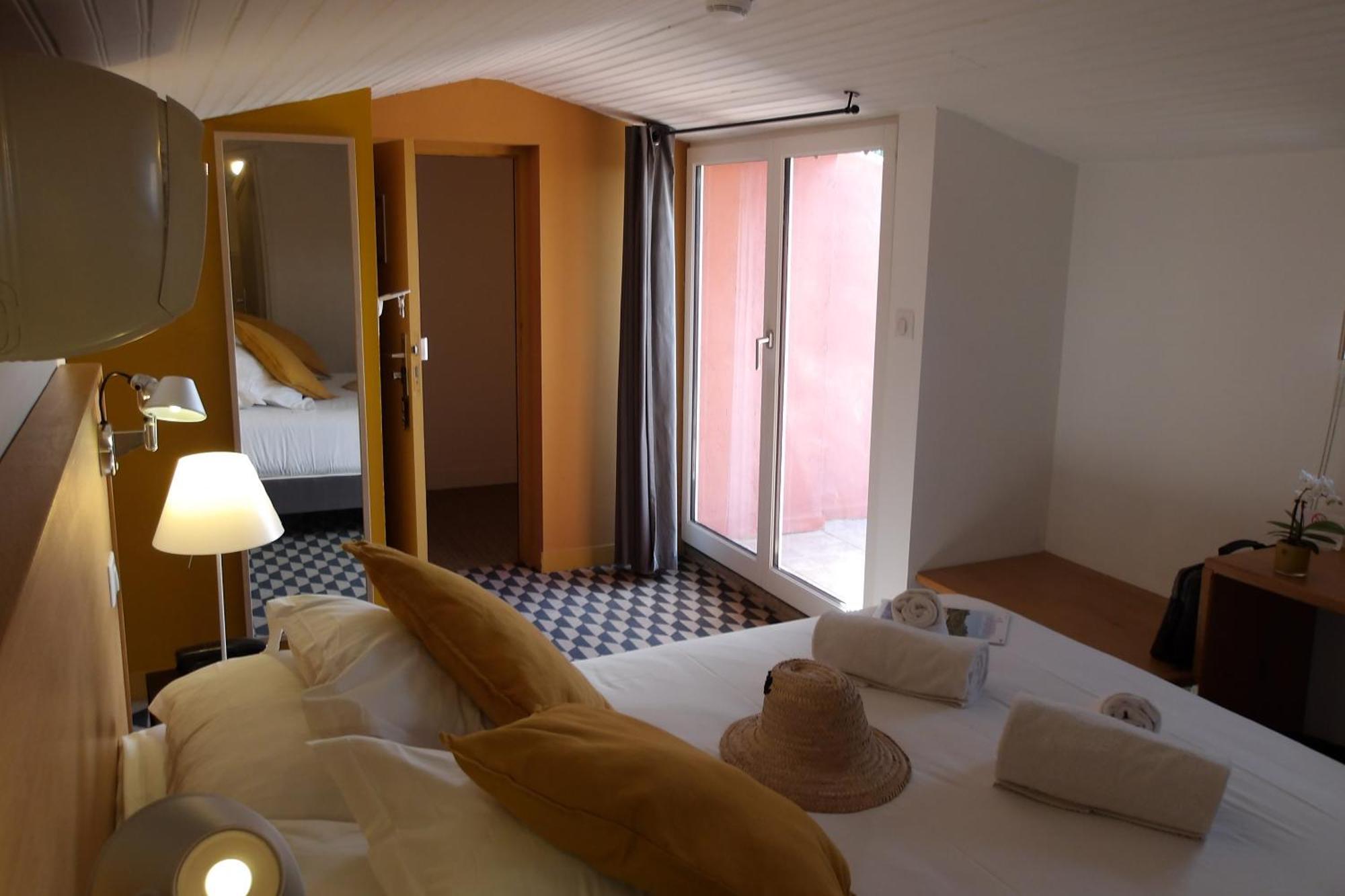 La Maison Des Ocres - Provence Roussillon en Isere Eksteriør billede